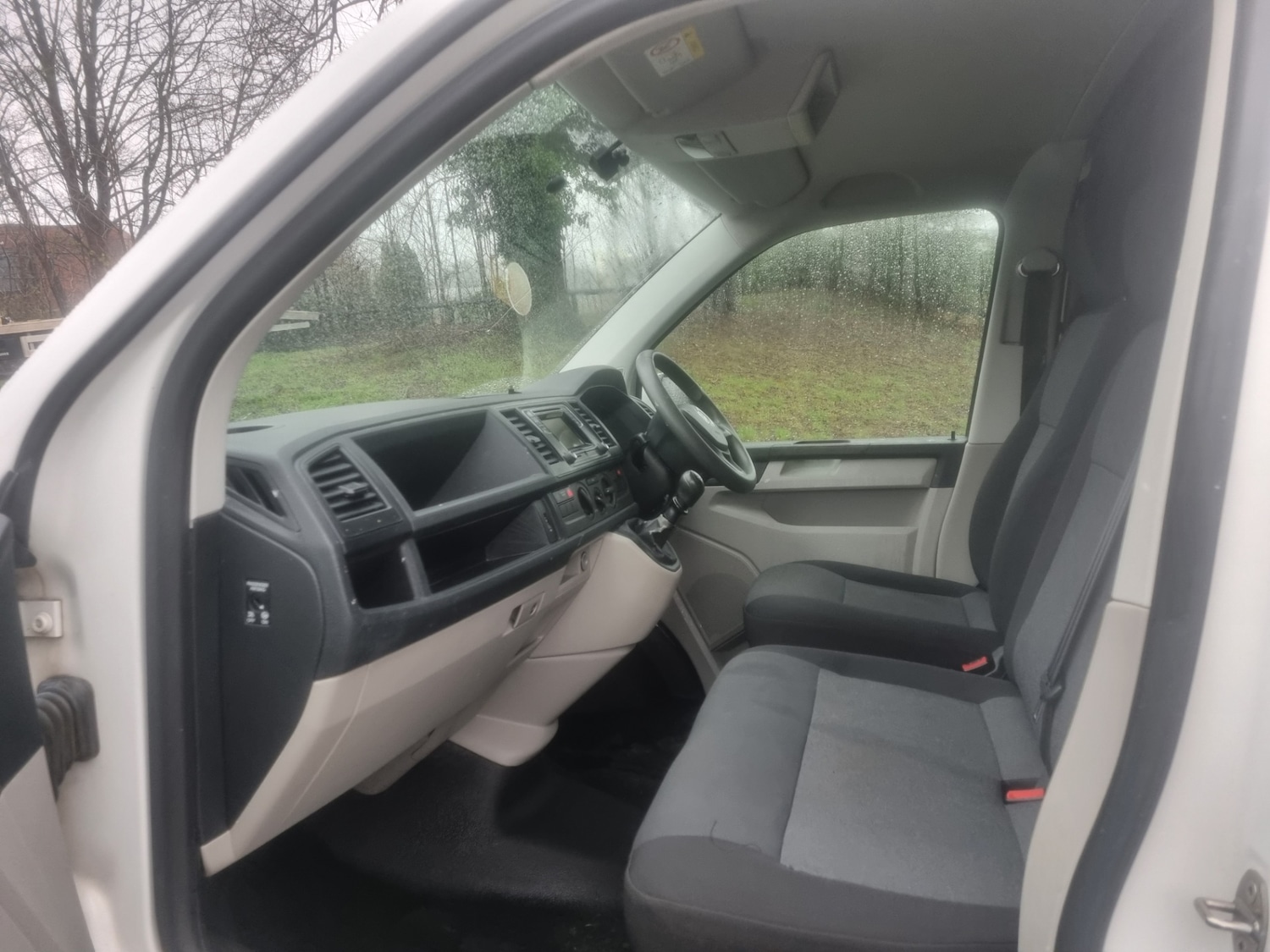 Used Volkswagen Transporter 2018 for sale - 77476725: Photo 6