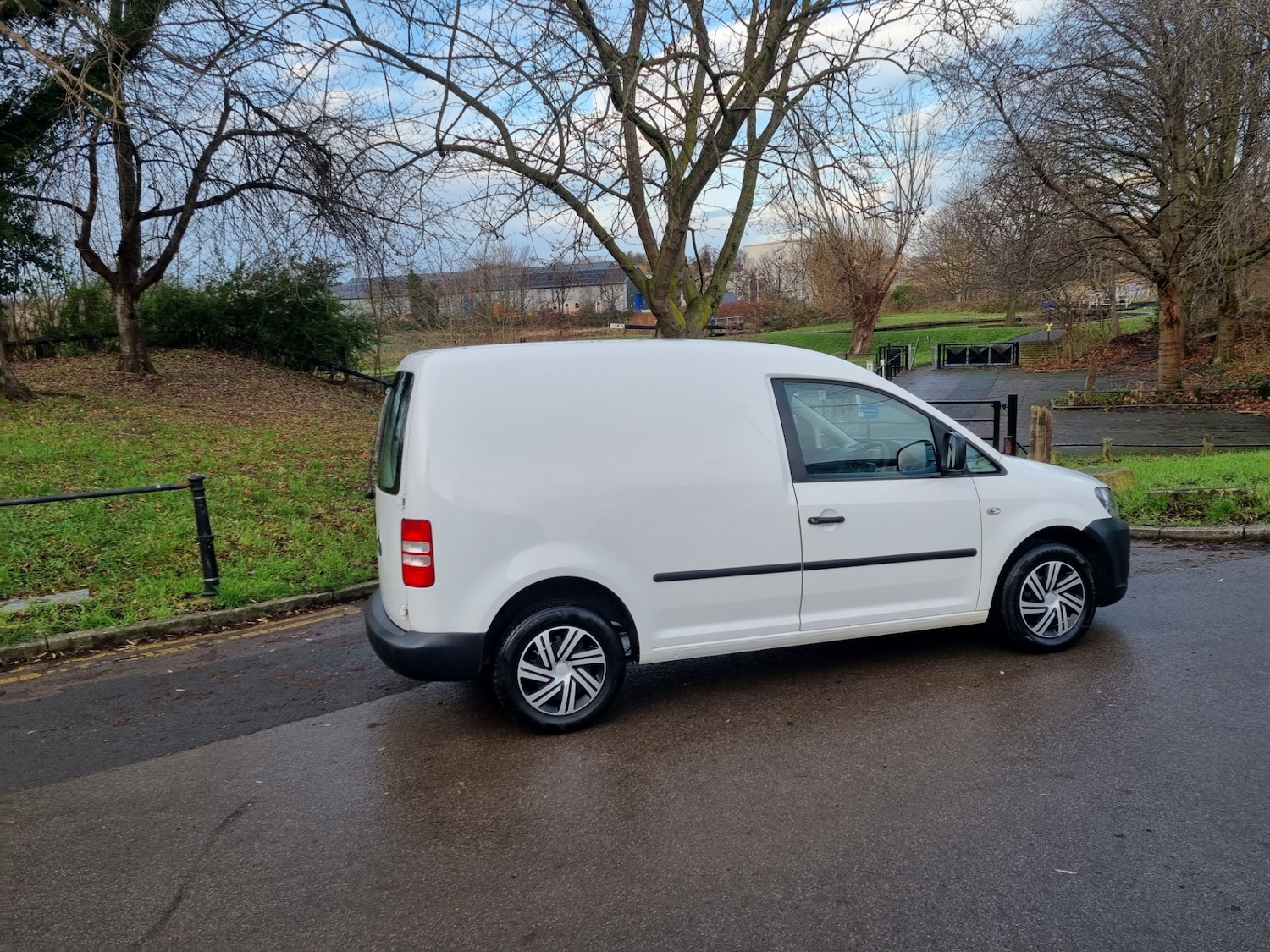 Used Volkswagen Caddy 2011 for sale - 76933404: Photo 10