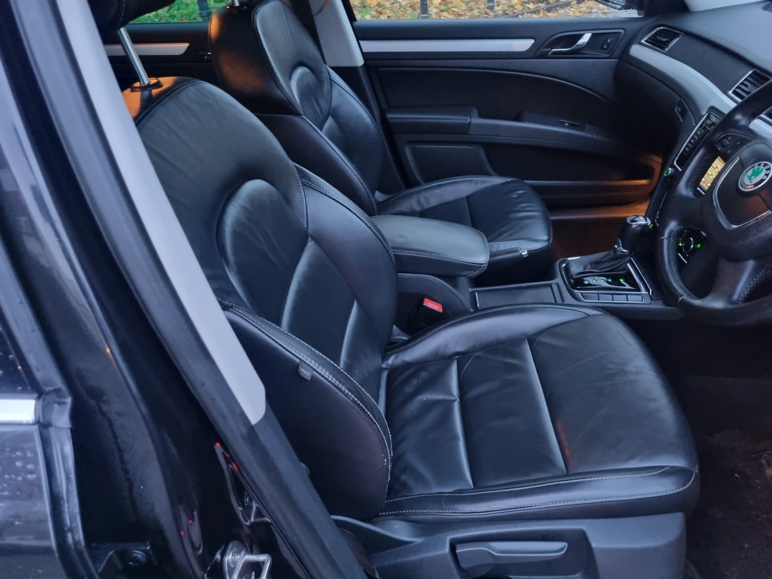 Used Skoda Superb 2013 for sale - 76547449: Photo 14