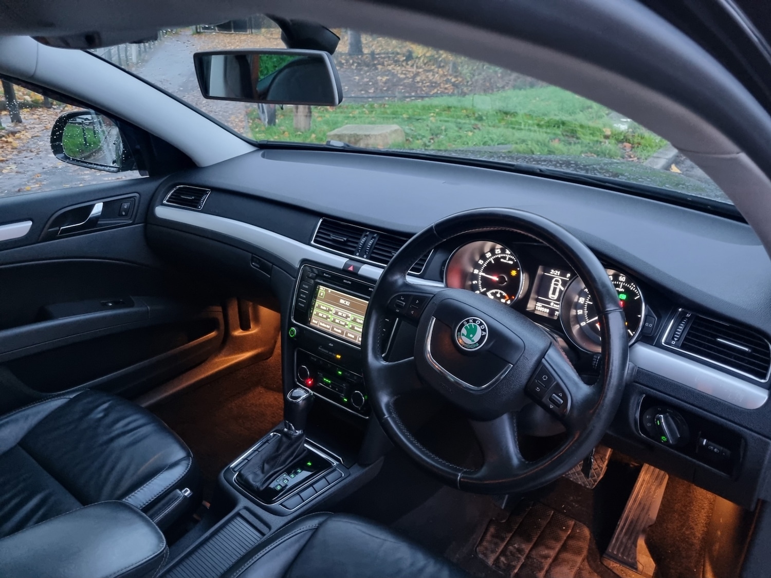 Used Skoda Superb 2013 for sale - 76547449: Photo 15