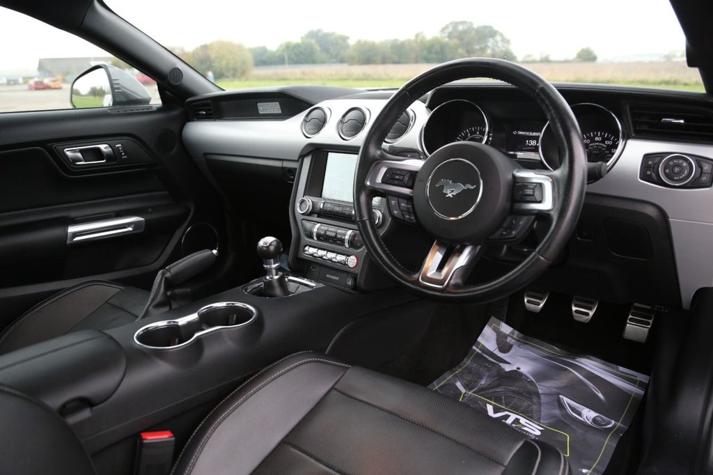 Used Ford Mustang 2017 for sale - 76303888: Photo 2
