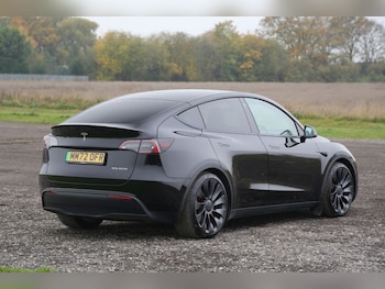 Used Tesla Model Y 2022 for sale - 76470486: Photo