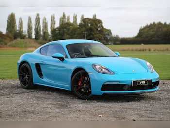 Porsche - 718 Cayman