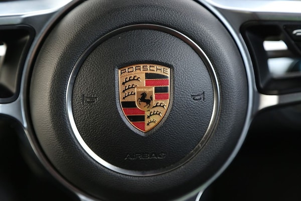 Used Porsche 718 Cayman 2018 for sale - 76210539: Photo 21