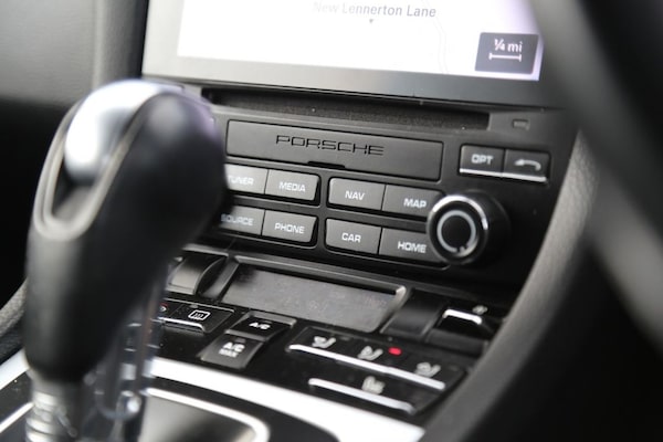 Used Porsche 718 Cayman 2018 for sale - 76210539: Photo 22