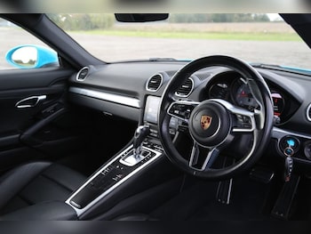 Used Porsche 718 Cayman 2018 for sale - 76210539: Photo 2