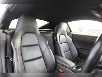 Used Porsche 718 Cayman 2018 for sale - 76210539: Photo 4