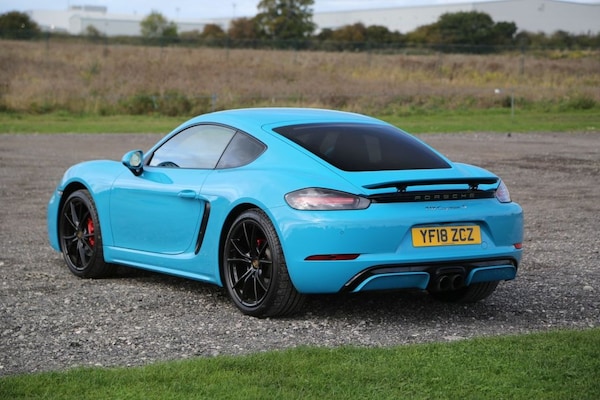 Used Porsche 718 Cayman 2018 for sale - 76210539: Photo 6