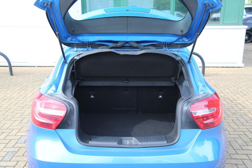 Used Mercedes-Benz A-Class 2014 for sale - 76117240: Photo 10