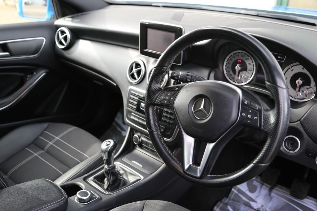 Used Mercedes-Benz A-Class 2014 for sale - 76117240: Photo 2