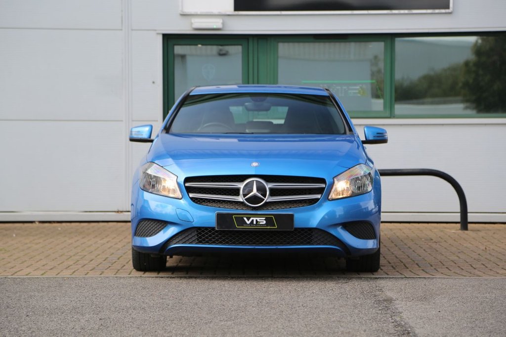 Used Mercedes-Benz A-Class 2014 for sale - 76117240: Photo 4