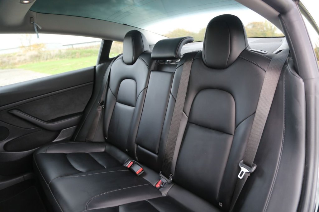 Used Tesla Model 3 2021 for sale - 76605111: Photo 16