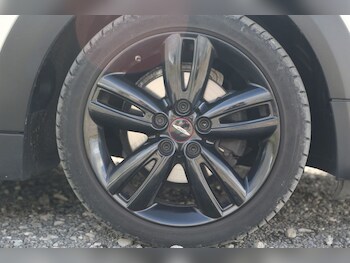 Used MINI Convertible 2017 for sale - 76117254: Photo