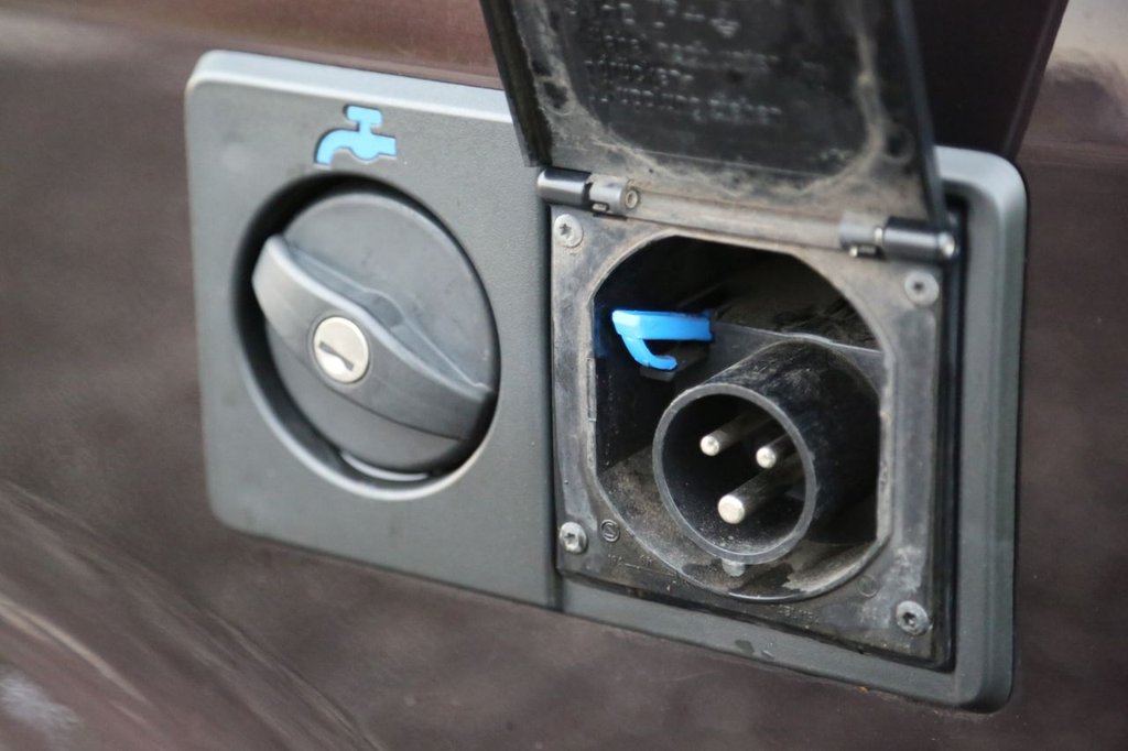 Used Volkswagen California 2014 for sale - 76496755: Photo 23