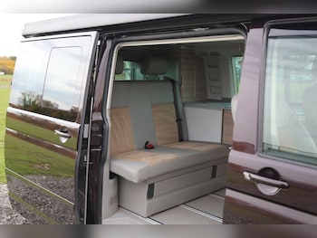 Used Volkswagen California 2014 for sale - 76496755: Photo