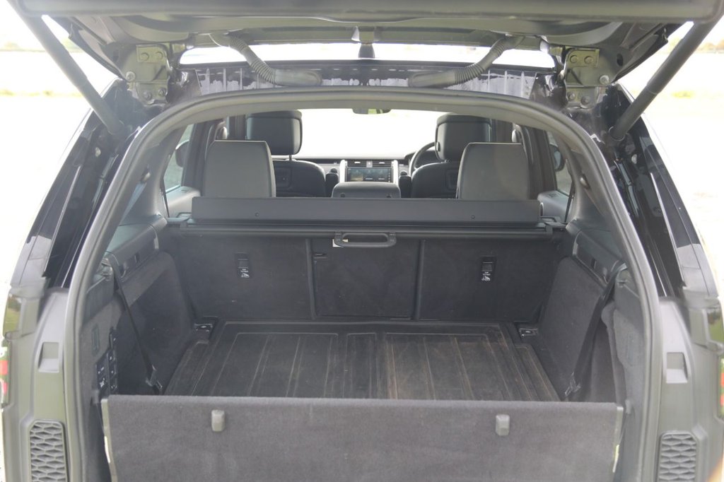 Used Land Rover Discovery 2021 for sale - 76117249: Photo 15