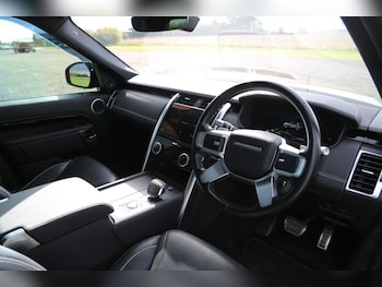 Used Land Rover Defender 2021 for sale - 76117249: Photo