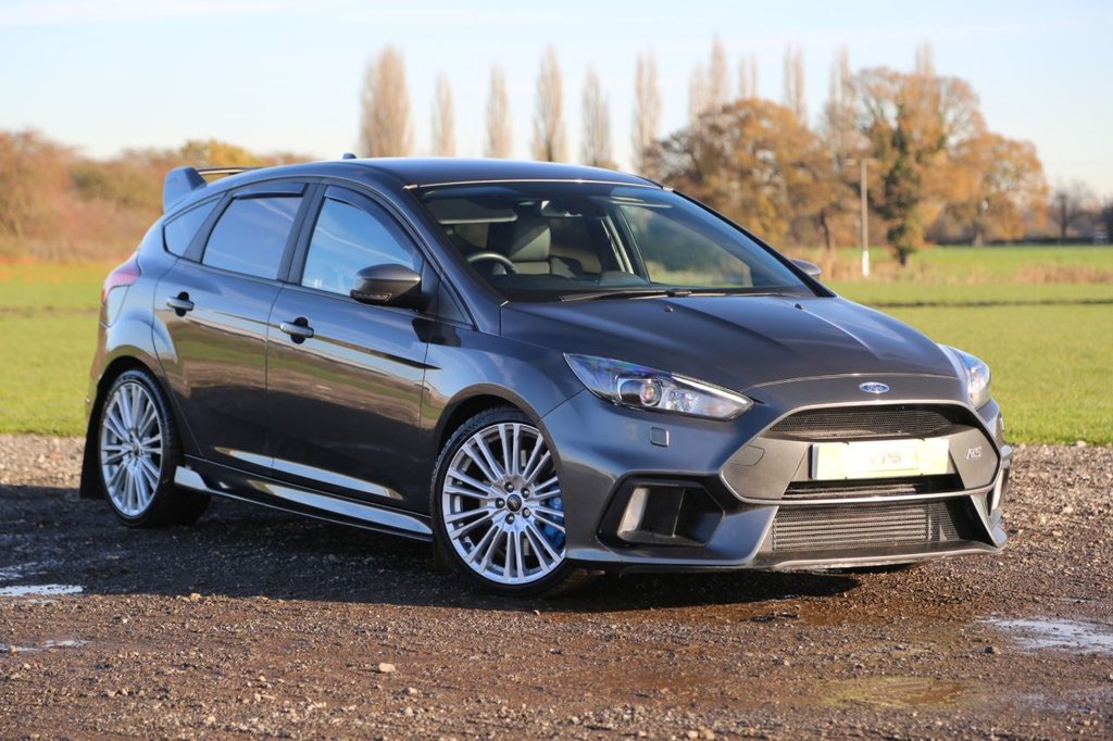 Used Ford Focus 2017 for sale - 76605110: Photo 2