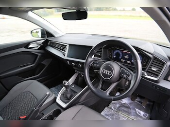 Used Audi A1 2019 for sale - 76117244: Photo