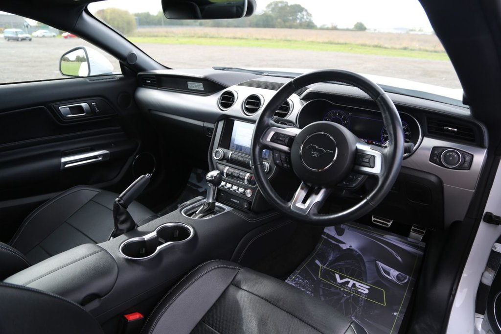 Used Ford Mustang 2018 for sale - 76185392: Photo 2