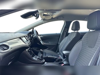 Used Vauxhall Astra 2020 for sale - 78543118: Photo