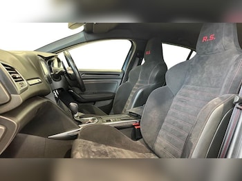 Used Renault Megane 2019 for sale - 77638859: Photo
