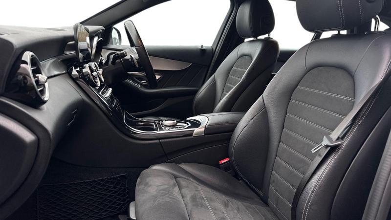 Used Mercedes-Benz C Class 2019 for sale - 77403577: Photo 3