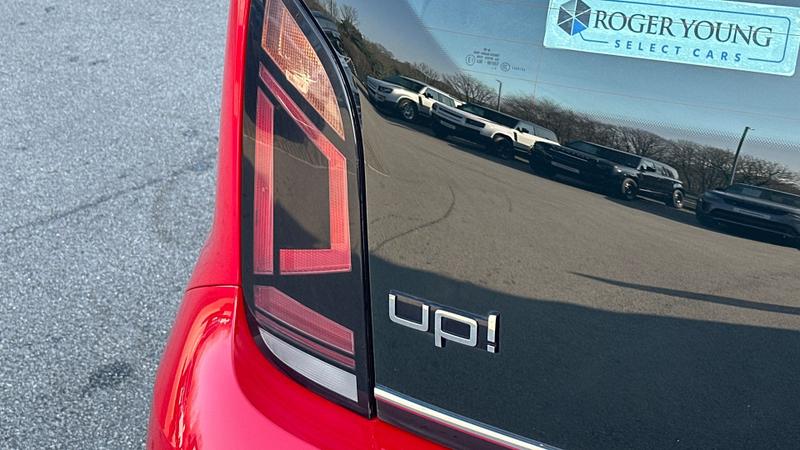 Used Volkswagen up! 2017 for sale - 77763542: Photo 19