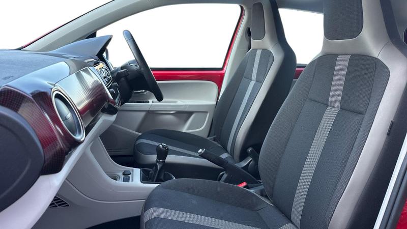 Used Volkswagen up! 2017 for sale - 77763542: Photo 3