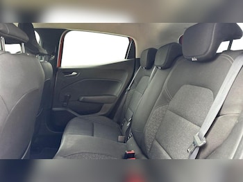 Used Renault Clio 2020 for sale - 78792232: Photo