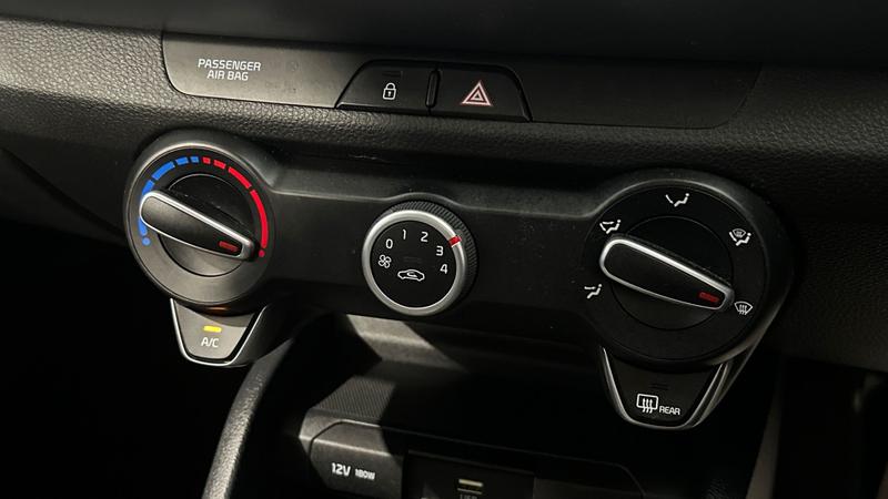 Used Kia Stonic 2024 for sale - 77403566: Photo 12