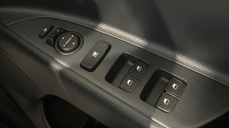 Used Kia Stonic 2024 for sale - 77403566: Photo 20