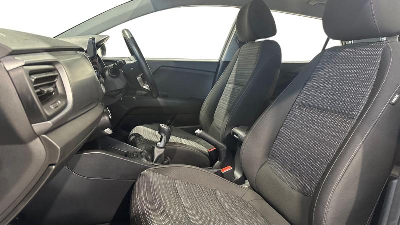 Used Kia Stonic 2024 for sale - 77403566: Photo 3