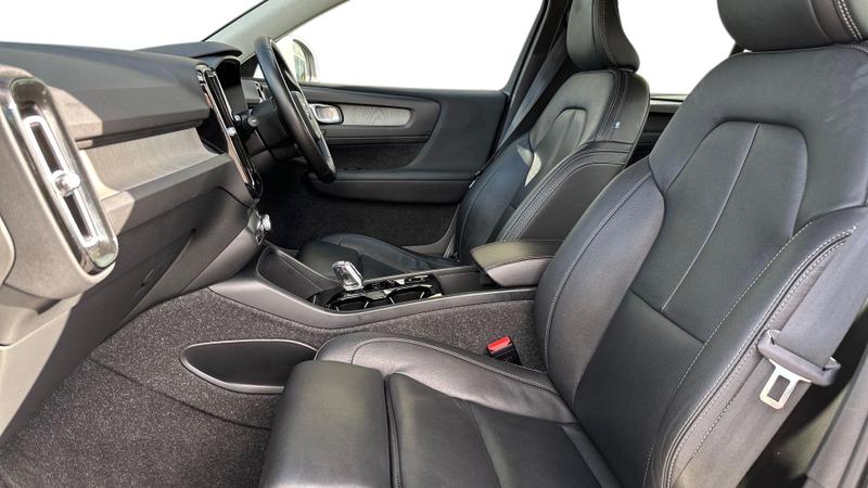 Used Volvo XC40 2021 for sale - 77878169: Photo 3