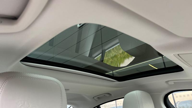 Used Jaguar XE 2017 for sale - 77407024: Photo 17