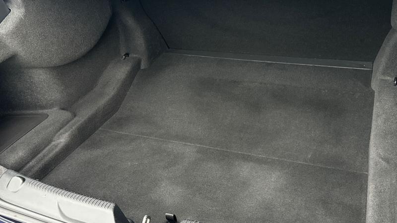 Used Jaguar XE 2017 for sale - 77407024: Photo 21