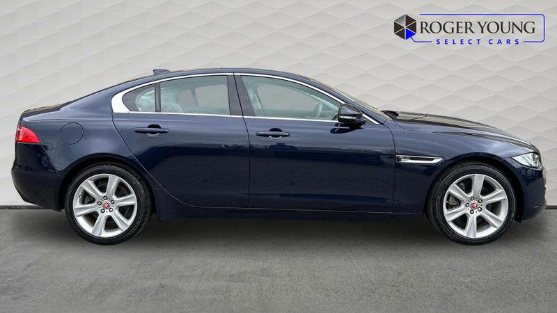 Used Jaguar XE 2017 for sale - 77407024: Photo 5