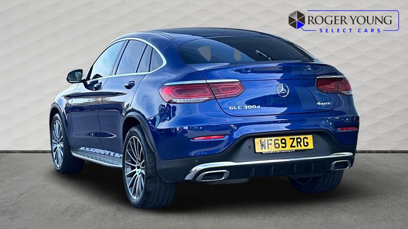 Used Mercedes-Benz GLC 2019 for sale - 77364182: Photo 2