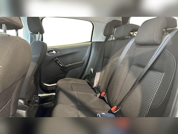 Used Peugeot 208 2019 for sale - 79000597: Photo