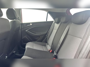 Used Hyundai i20 2017 for sale - 79460245: Photo