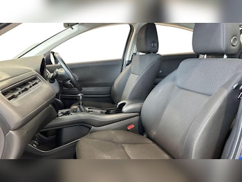 Used Honda HR-V 2017 for sale - 78849834: Photo