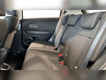 Used Honda HR-V 2017 for sale - 78849834: Photo