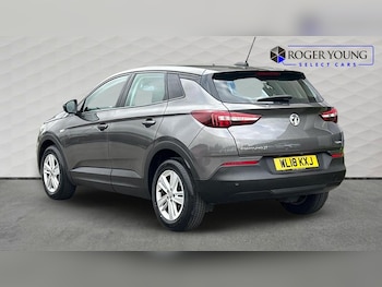Used Vauxhall Grandland X 2018 for sale - 79344633: Photo