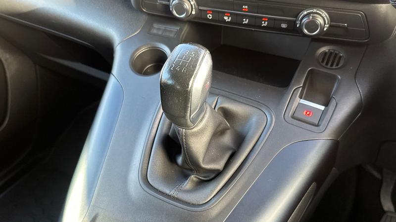 Used Peugeot Rifter 2019 for sale - 77487183: Photo 13