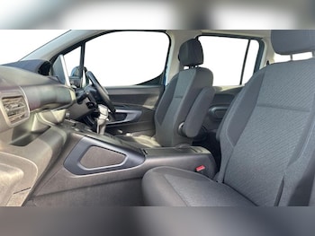 Used Peugeot Rifter 2019 for sale - 77487183: Photo