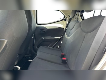 Used Toyota AYGO 2019 for sale - 78443176: Photo