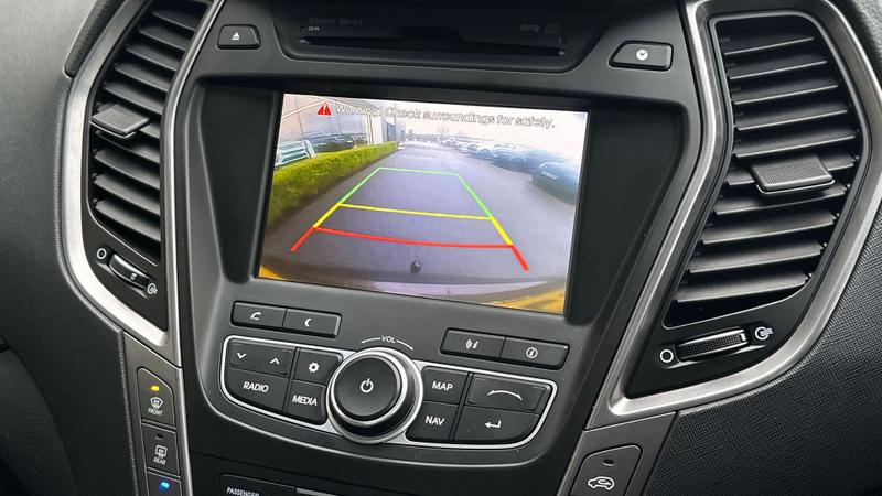 Used Hyundai Santa Fe 2015 for sale - 77364201: Photo 11