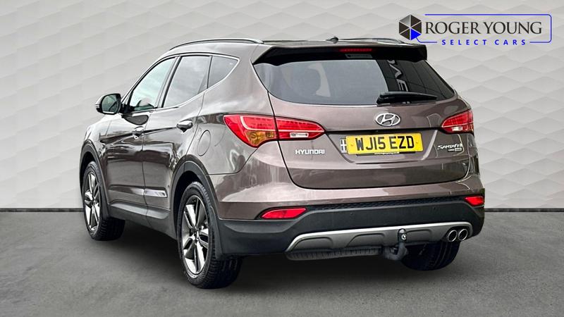 Used Hyundai Santa Fe 2015 for sale - 77364201: Photo 2