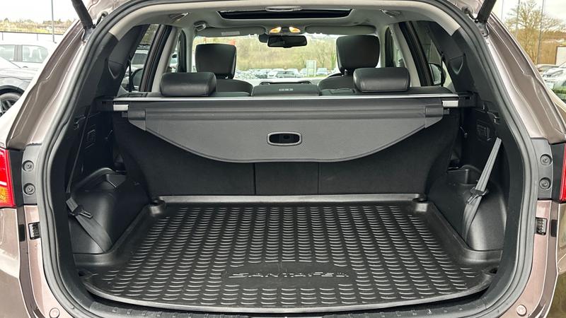 Used Hyundai Santa Fe 2015 for sale - 77364201: Photo 22