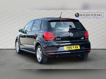 Used Volkswagen Polo 2016 for sale - 78543139: Photo